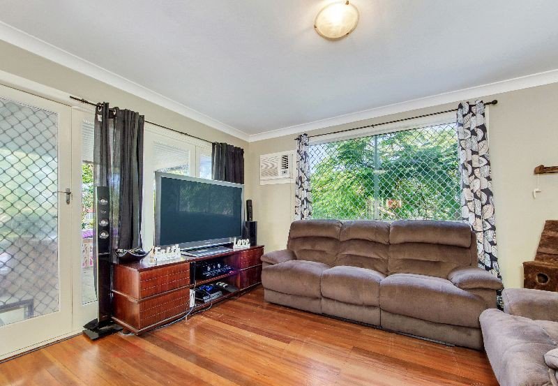 Photo - 81 Bells Pocket Road, Strathpine QLD 4500 - Image 5