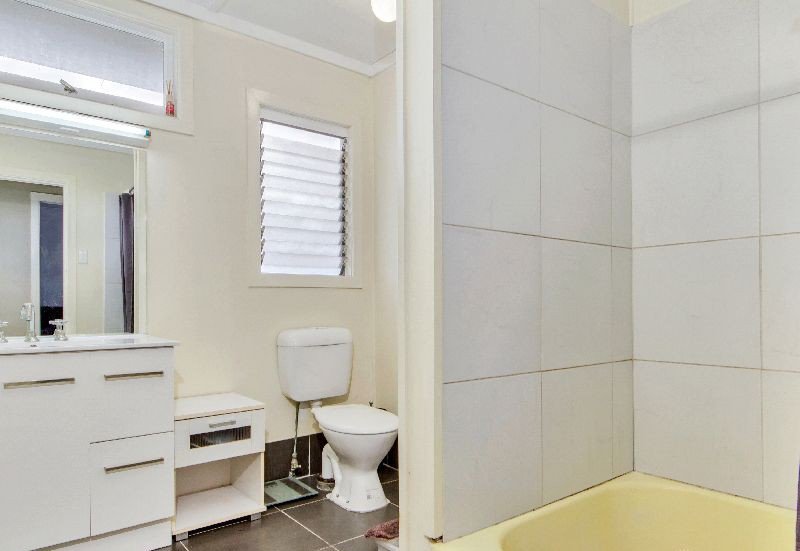 Photo - 81 Bells Pocket Road, Strathpine QLD 4500 - Image 9