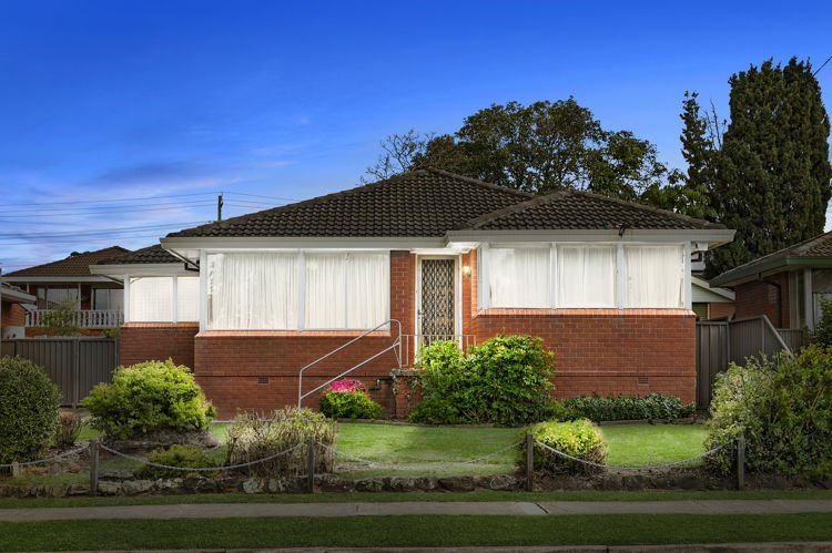 Photo - 81 Beresford Road, Greystanes NSW 2145 - Image 9