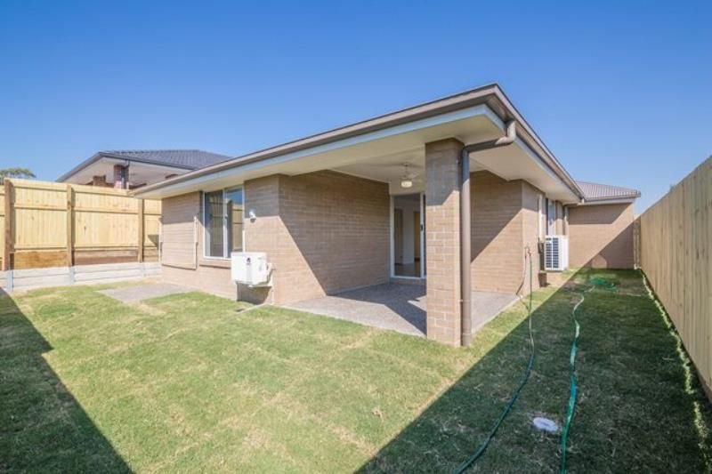 Photo - 81 Berrigan Street, Redbank Plains QLD 4301 - Image 10