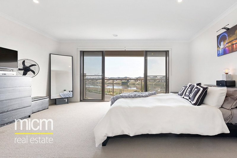 Photo - 81 Bondi Parade, Point Cook VIC 3030 - Image 9