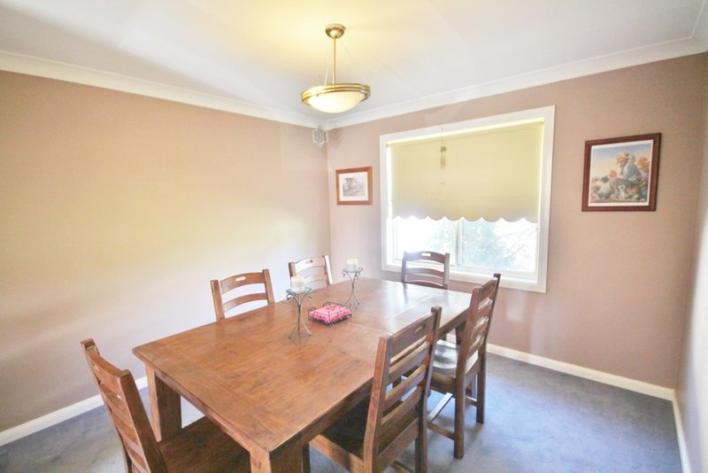 Photo - 81 Brock Street, Young NSW 2594 - Image 6