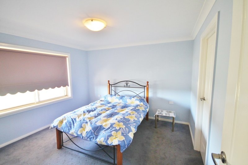 Photo - 81 Brock Street, Young NSW 2594 - Image 9