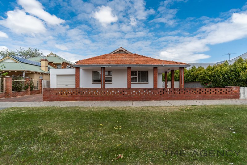 Photo - 81 Carnarvon Street, East Victoria Park WA 6101 - Image 2