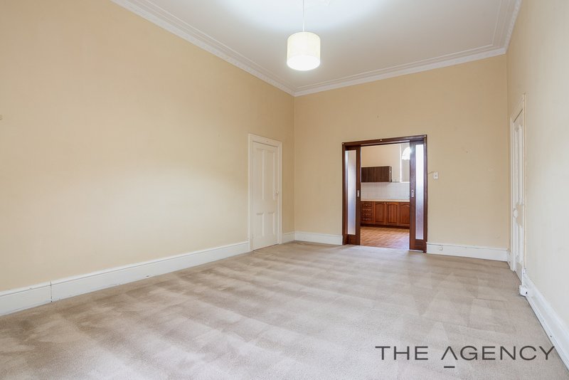 Photo - 81 Carnarvon Street, East Victoria Park WA 6101 - Image 9