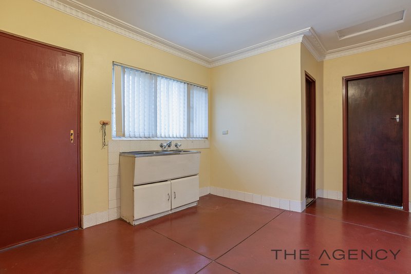 Photo - 81 Carnarvon Street, East Victoria Park WA 6101 - Image 13