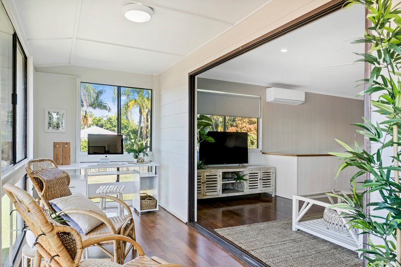 Photo - 81 Centenary Crescent, Alexandra Headland QLD 4572 - Image 11