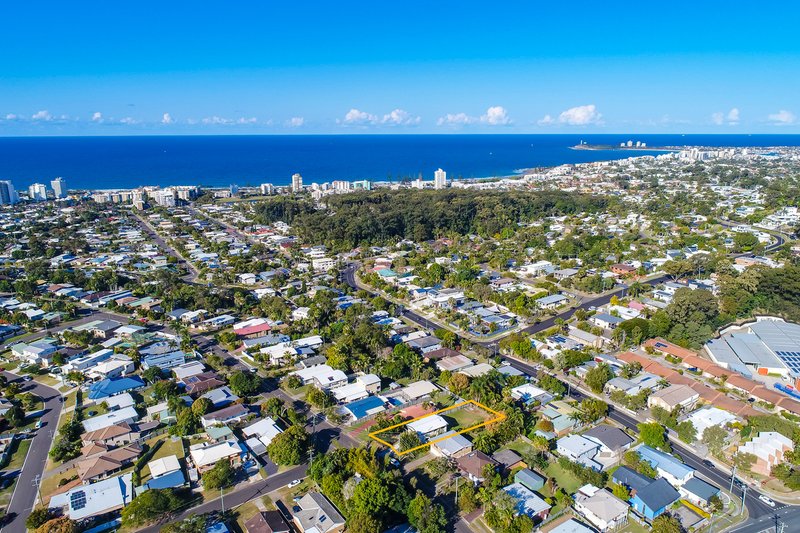 Photo - 81 Centenary Crescent, Alexandra Headland QLD 4572 - Image 21