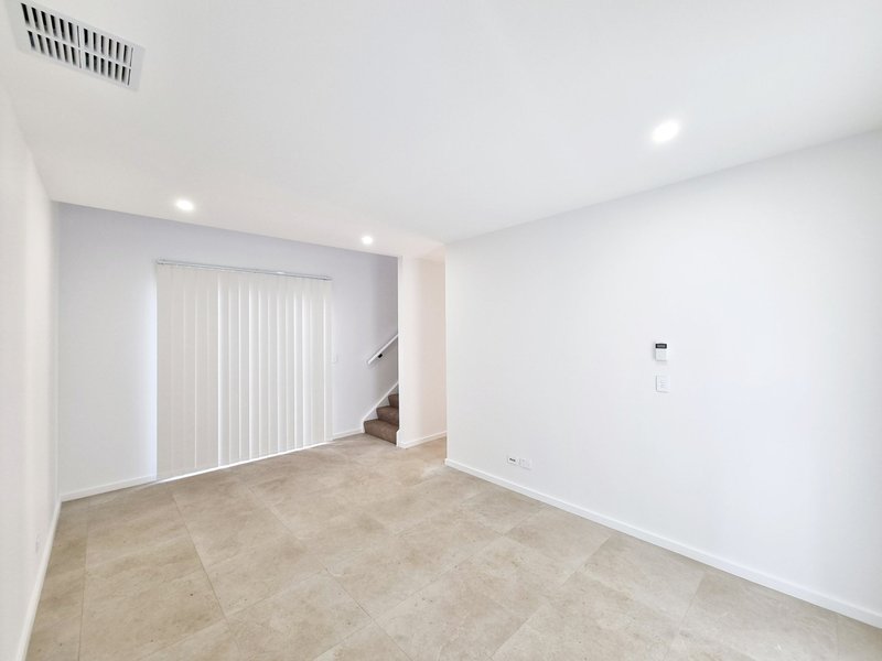 Photo - 81 Chester Hill Road, Bass Hill NSW 2197 - Image 3