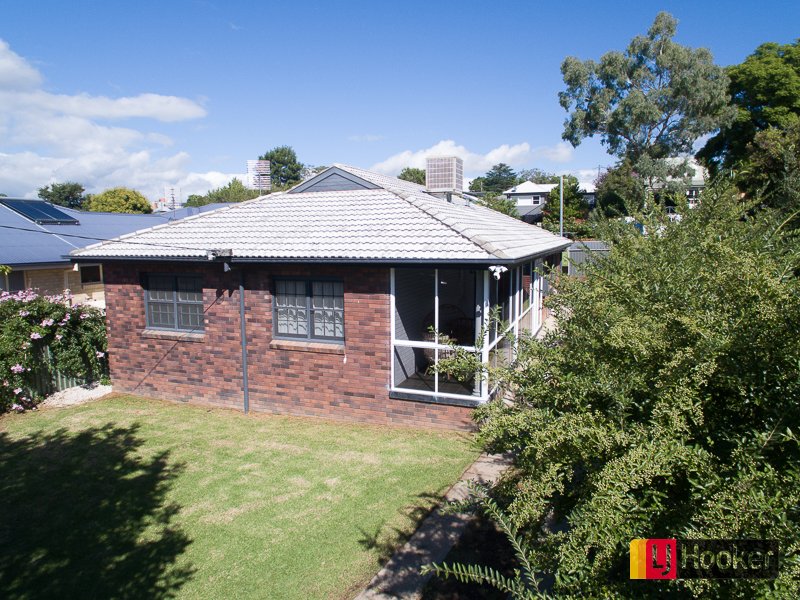 Photo - 81 Church Street, West Tamworth NSW 2340 - Image 3