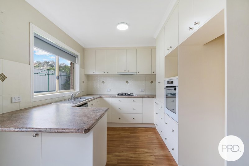 Photo - 81 Crawshaw Crescent, Glenroy NSW 2640 - Image 4