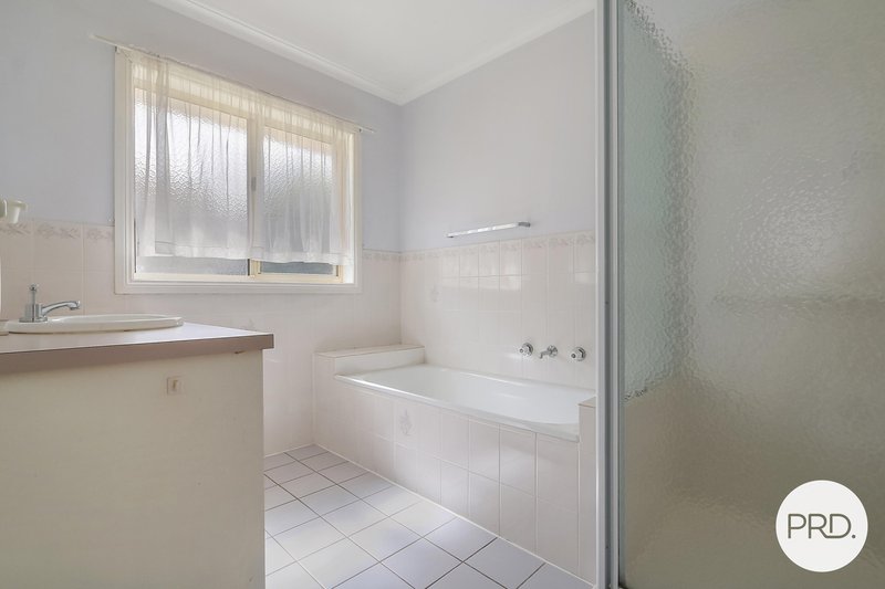 Photo - 81 Crawshaw Crescent, Glenroy NSW 2640 - Image 11