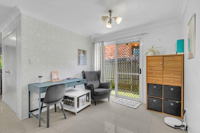 Photo - 81 Ekibin Road, Annerley QLD 4103 - Image 8