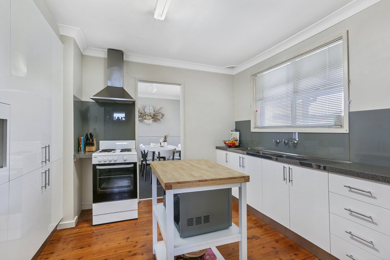 Photo - 81 Emerson Road, Dapto NSW 2530 - Image 2