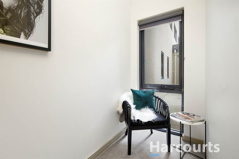 Photo - 8/1 Frank Street, Glen Waverley VIC 3150 - Image 10