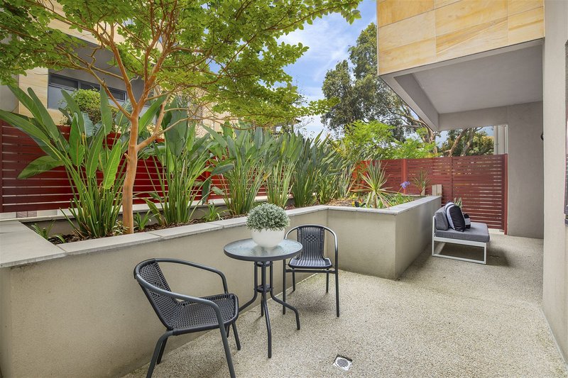 Photo - 8/1 Frank Street, Glen Waverley VIC 3150 - Image 11