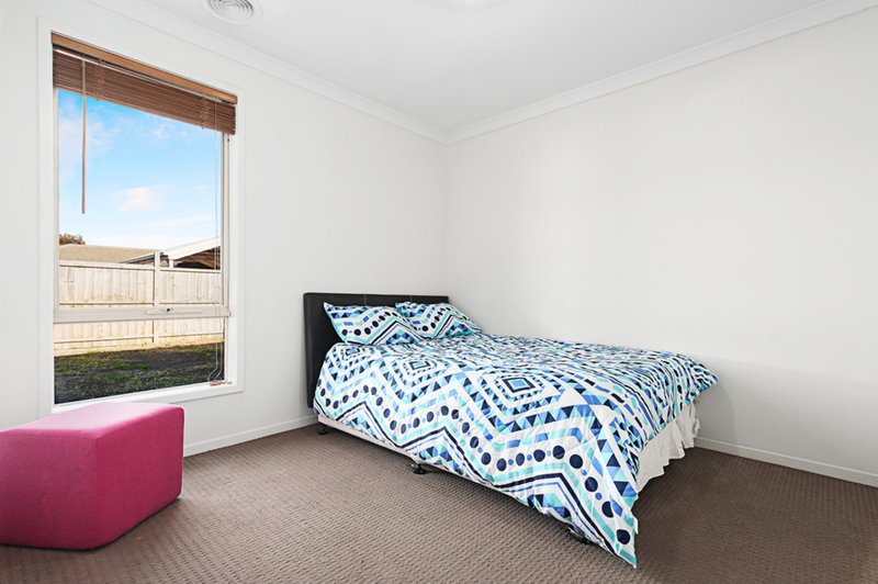 Photo - 81 Gallery Way, Pakenham VIC 3810 - Image 12