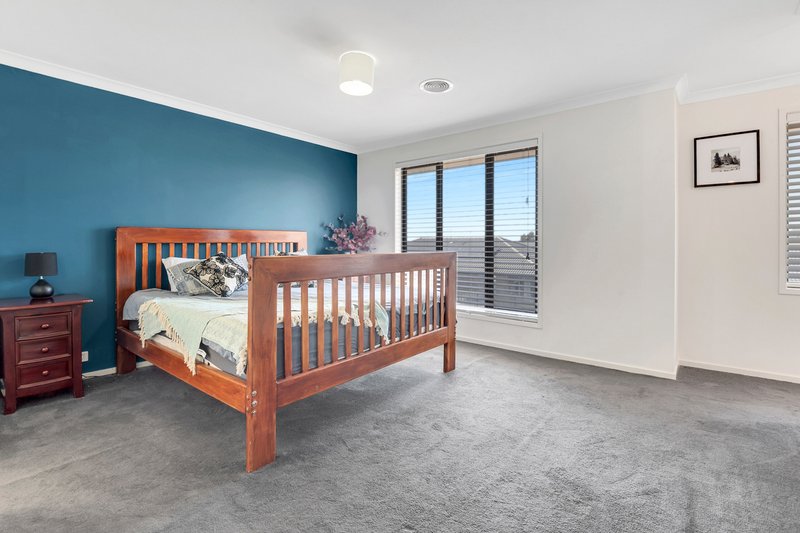 Photo - 81 Gateshead Street, Craigieburn VIC 3064 - Image 13