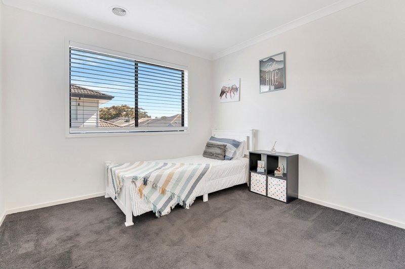 Photo - 81 Gateshead Street, Craigieburn VIC 3064 - Image 17