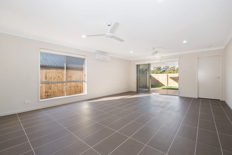 Photo - 81 Greenhaven Circuit, Narangba QLD 4504 - Image 4