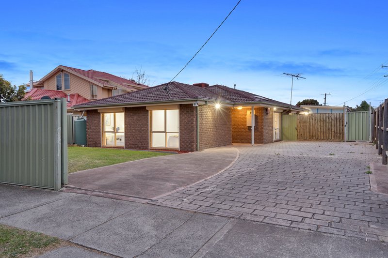 81 Hothlyn Drive, Craigieburn VIC 3064