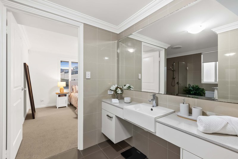 Photo - 81 Jindalee Boulevard, Jindalee WA 6036 - Image 19