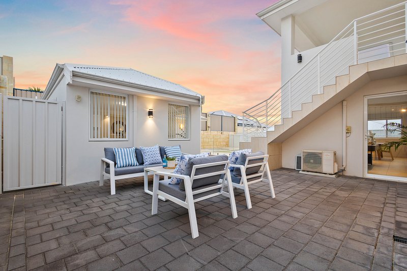 Photo - 81 Jindalee Boulevard, Jindalee WA 6036 - Image 27