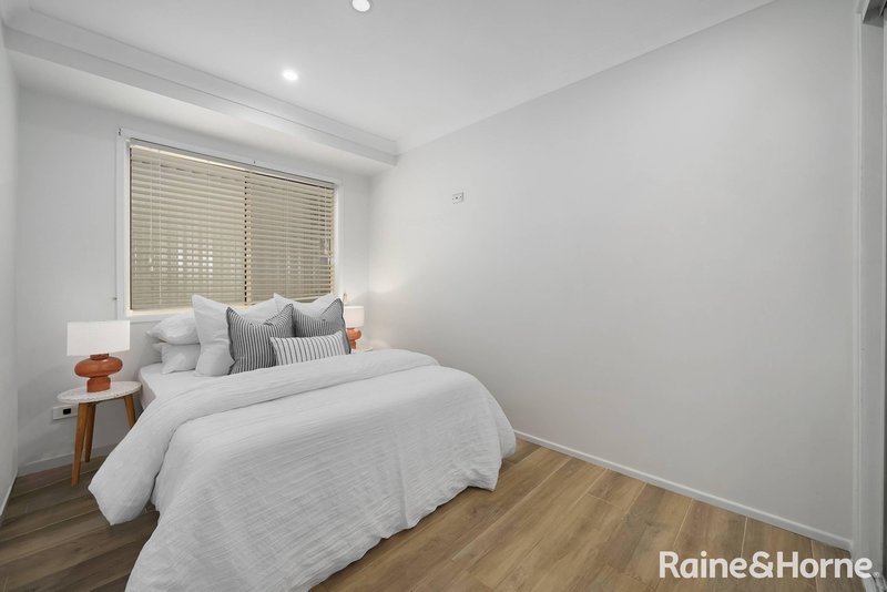 Photo - 81 Kookaburra Road, Prestons NSW 2170 - Image 3
