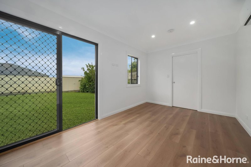 Photo - 81 Kookaburra Road, Prestons NSW 2170 - Image 9