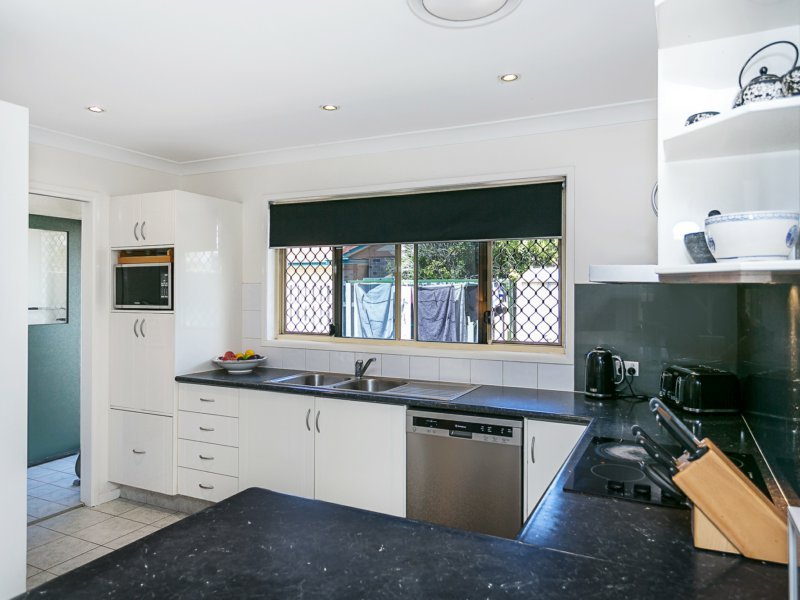 Photo - 81 Lambor Drive, Mudgeeraba QLD 4213 - Image 22