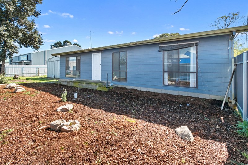 Photo - 81 Lawrence Street, Kadina SA 5554 - Image 3