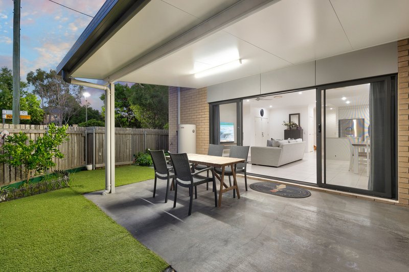 Photo - 8/1 Luke Close, Sunnybank Hills QLD 4109 - Image 22