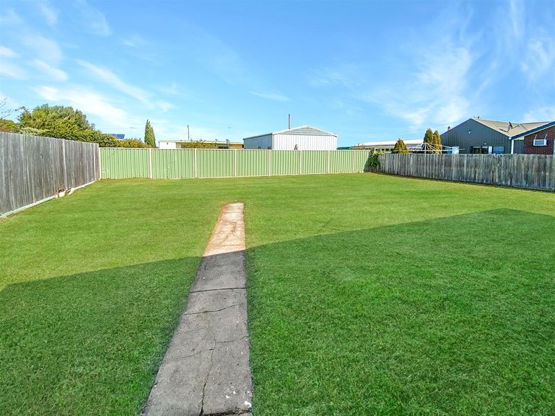 Photo - 81 Main Road, Seaspray VIC 3851 - Image 16