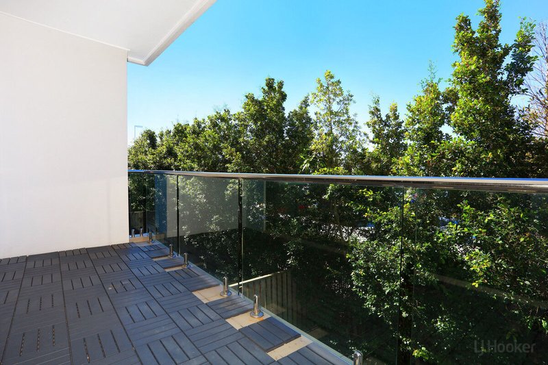 Photo - 8/1 Mervyn Thomas Drive, Hope Island QLD 4212 - Image 9