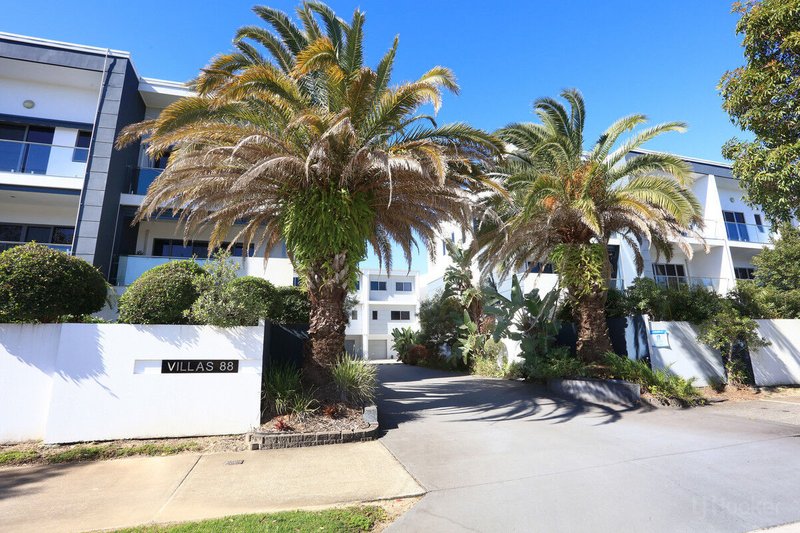 Photo - 8/1 Mervyn Thomas Drive, Hope Island QLD 4212 - Image 19