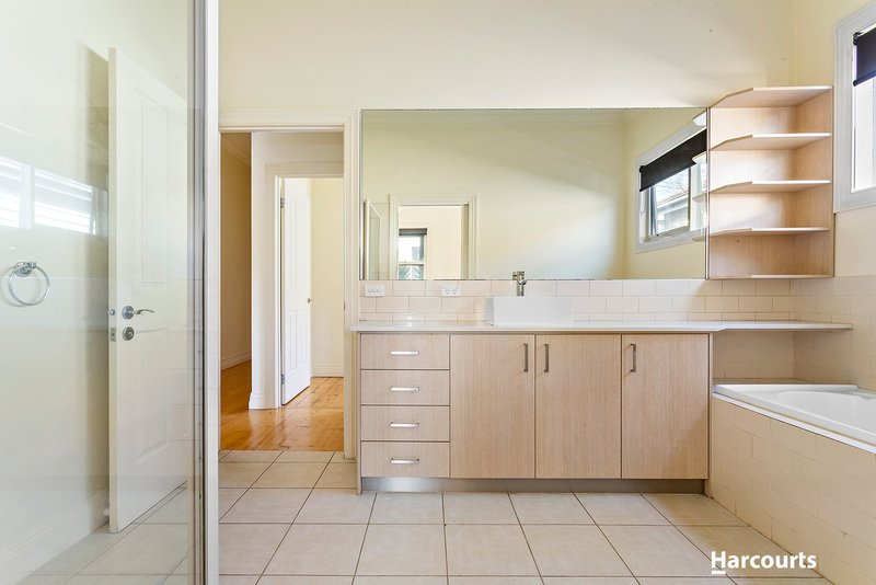 Photo - 81 Normanby Avenue, Thornbury VIC 3071 - Image 6