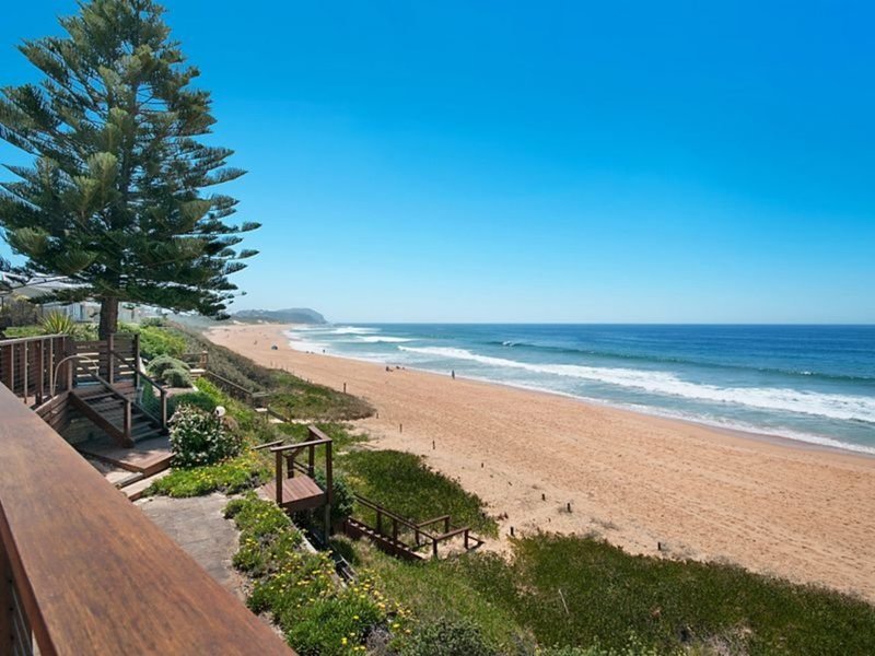 Photo - 81 Ocean View Drive, Wamberal NSW 2260 - Image 3