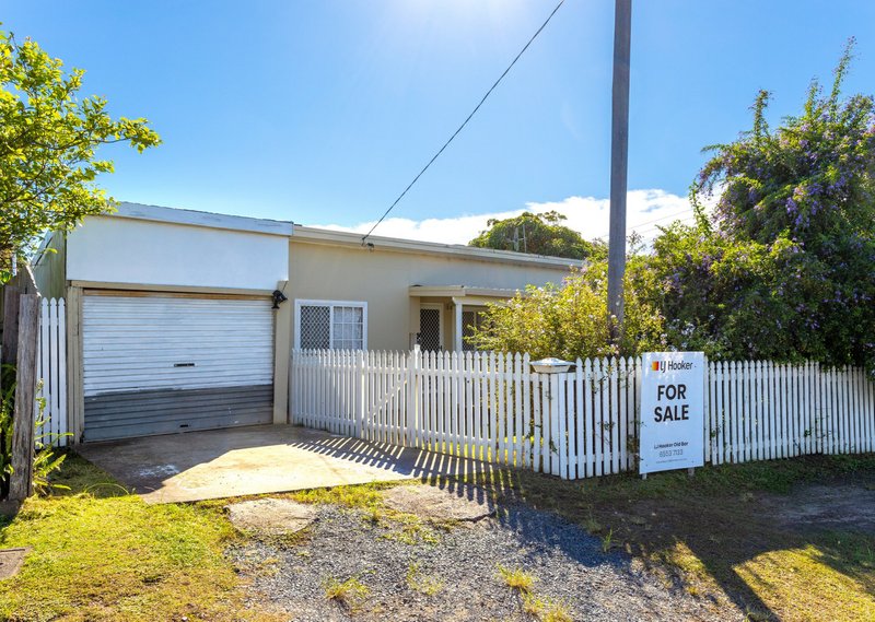 Photo - 81 Old Bar Road, Old Bar NSW 2430 - Image 11