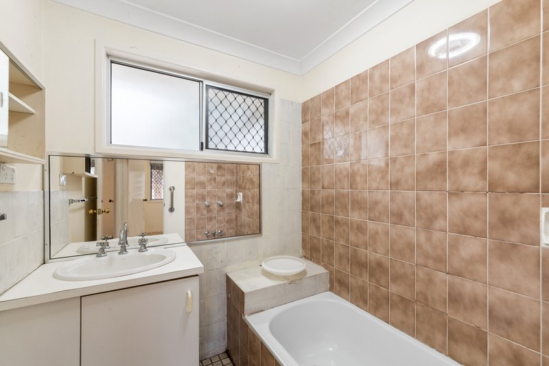 Photo - 81 Osborne Terrace, Deception Bay QLD 4508 - Image 8