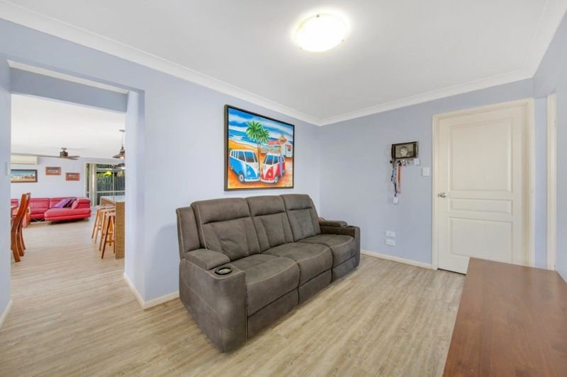 Photo - 81 Penda Avenue, New Auckland QLD 4680 - Image 9