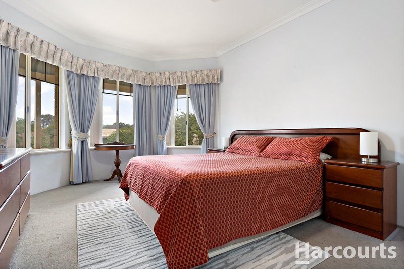 Photo - 81 Portmarnock Circle, Halls Head WA 6210 - Image 6