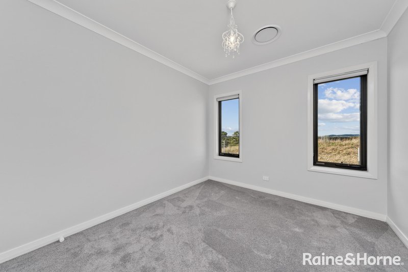 Photo - 81 Povey Place, Breadalbane NSW 2581 - Image 13