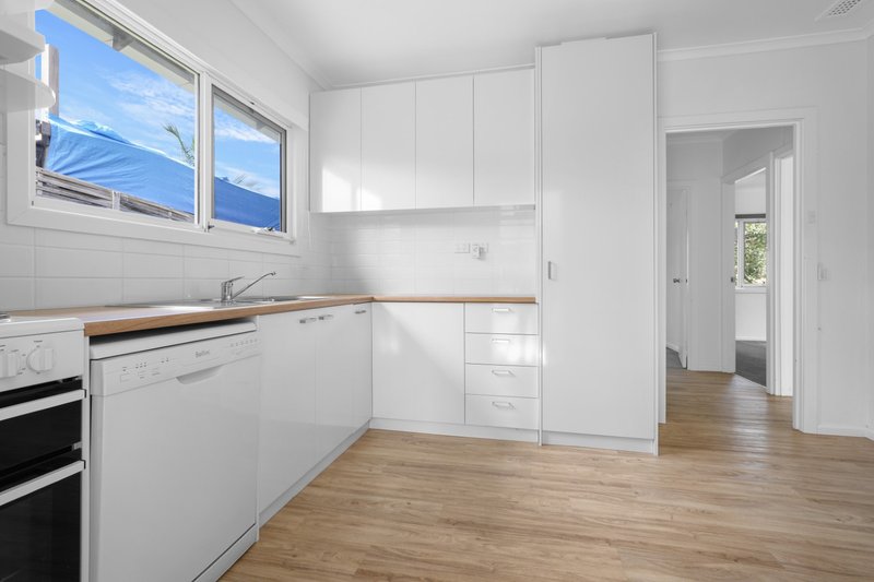 Photo - 81 Power Avenue, Chadstone VIC 3148 - Image 6