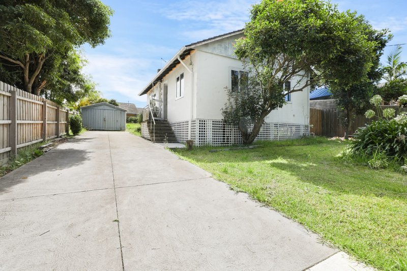 Photo - 81 Power Avenue, Chadstone VIC 3148 - Image 8