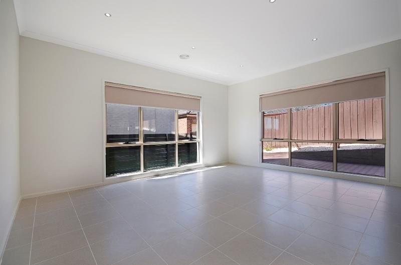 Photo - 81 Rossack Drive, Grovedale VIC 3216 - Image 15