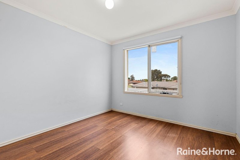 Photo - 81 Rossiter Avenue, Roxburgh Park VIC 3064 - Image 6