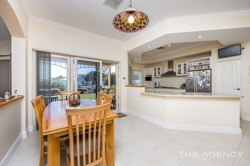 Photo - 81 Roundhouse Parade, Jindalee WA 6036 - Image 9