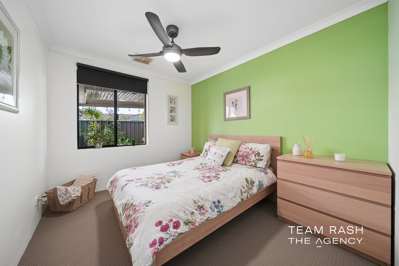 Photo - 81 Splendens Avenue, Banksia Grove WA 6031 - Image 9