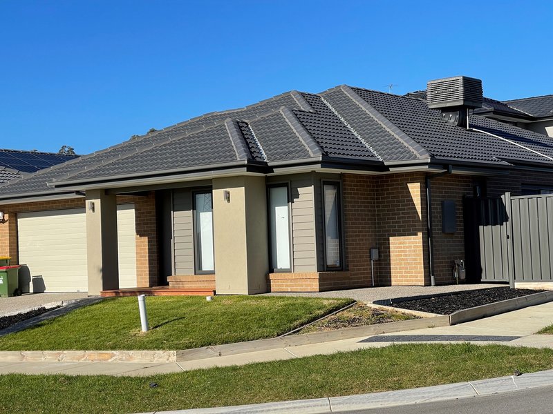 Photo - 81 Sundance Promenade, Pakenham VIC 3810 - Image 19