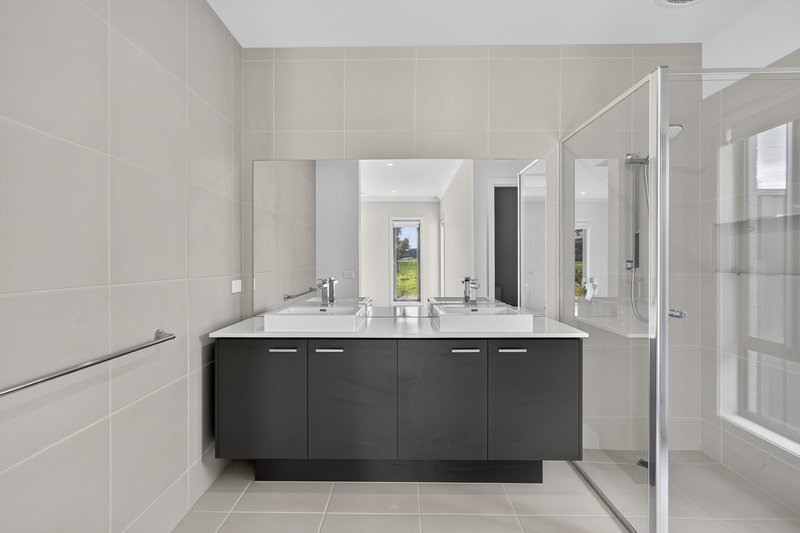 Photo - 81 Sundance Promenade, Pakenham VIC 3810 - Image 8